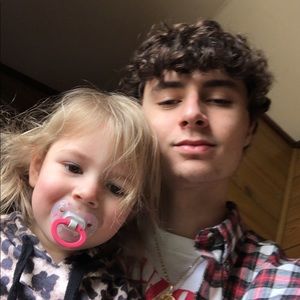 Meet your Posher, Brayl